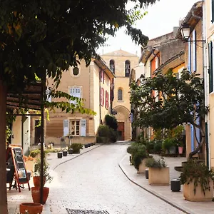 https://la-dame-jeanne.fr-provencehotel.com