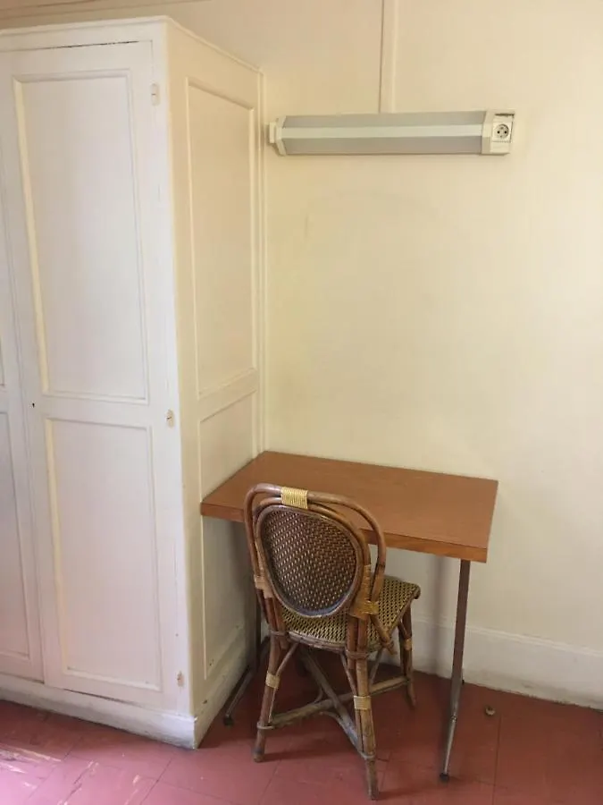 A La Pinte Du Nord Otel Paris