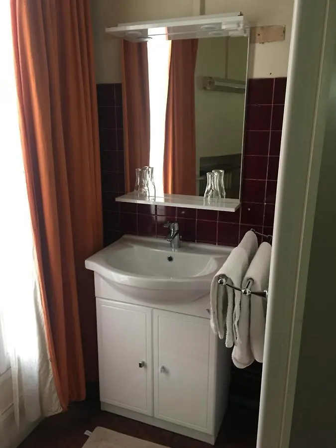 A La Pinte Du Nord Hotel Paris France